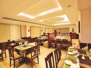 Hotel Raj Regency Nilamel Extérieur photo
